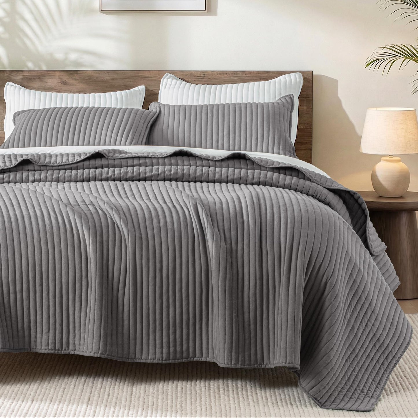 Exclusivo Mezcla King Size Quilt Bedding Set, Stripe Stitching Grey Quilts King Size for All Seasons, Soft Lightweight Microfiber Bedspreads Coverlets Bed Cover, 104"x96"