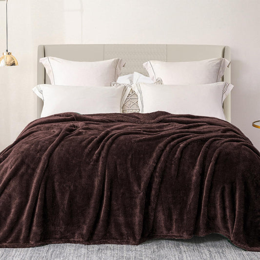Exclusivo Mezcla Plush Fuzzy Fleece Bed Blanket King Size, Super Soft, Fluffy and Warm Blankets for Couch, Bed, All Season (Coffee, 90x104 Inches)