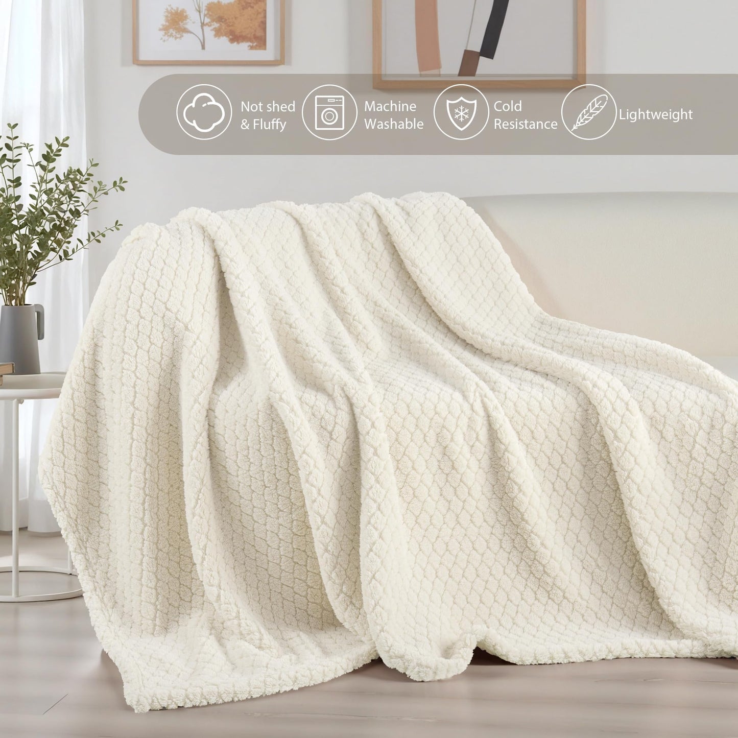 Exclusivo Mezcla Fleece Throw Blanket for Couch, Super Soft Jacquard Bed Blanket, Lightweight Fuzzy Warm for All Seasons, 50x60 Inches, Ivory