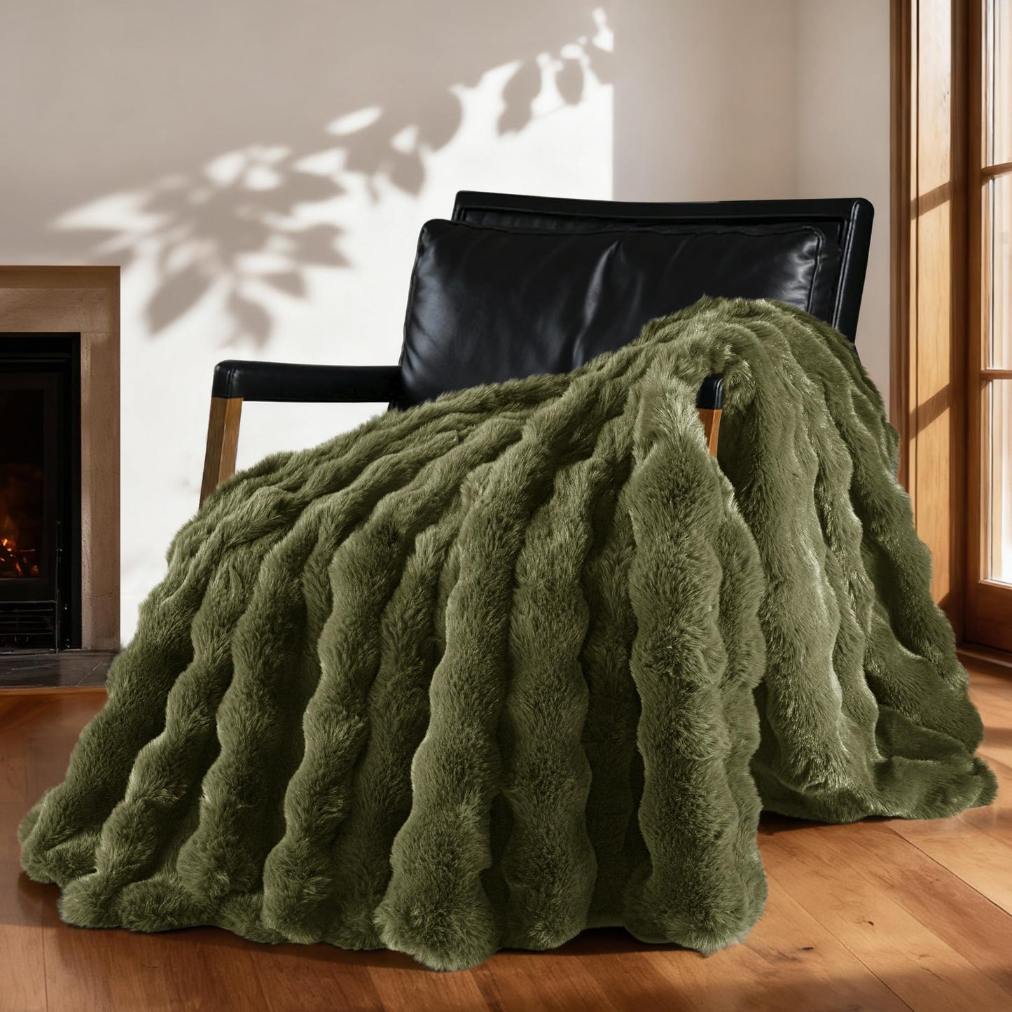 Exclusivo Mezcla Fuzzy Faux Fur Throw Blanket, Sherpa Fleece Blankets,Fluffy Plush Warm Throws for Couch, Bed, 50x60 Inches, Olive Green