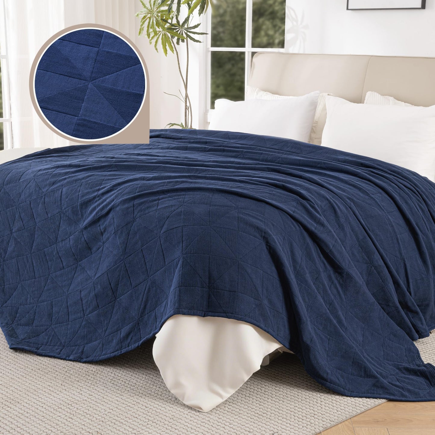 Exclusivo Mezcla 100% Cotton 4 Layers Muslin King Blanket for Bed, Moisture-wicking and Breathable Gauze Blanket with Geometric Pattern for Year Round Comfort, 90"x104", Navy Blue