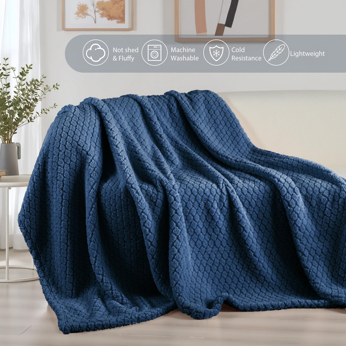 Exclusivo Mezcla Fleece Throw Blanket for Couch, Super Soft Jacquard Bed Blanket, Lightweight Fuzzy Warm for All Seasons, 50x60 Inches, Navy Blue