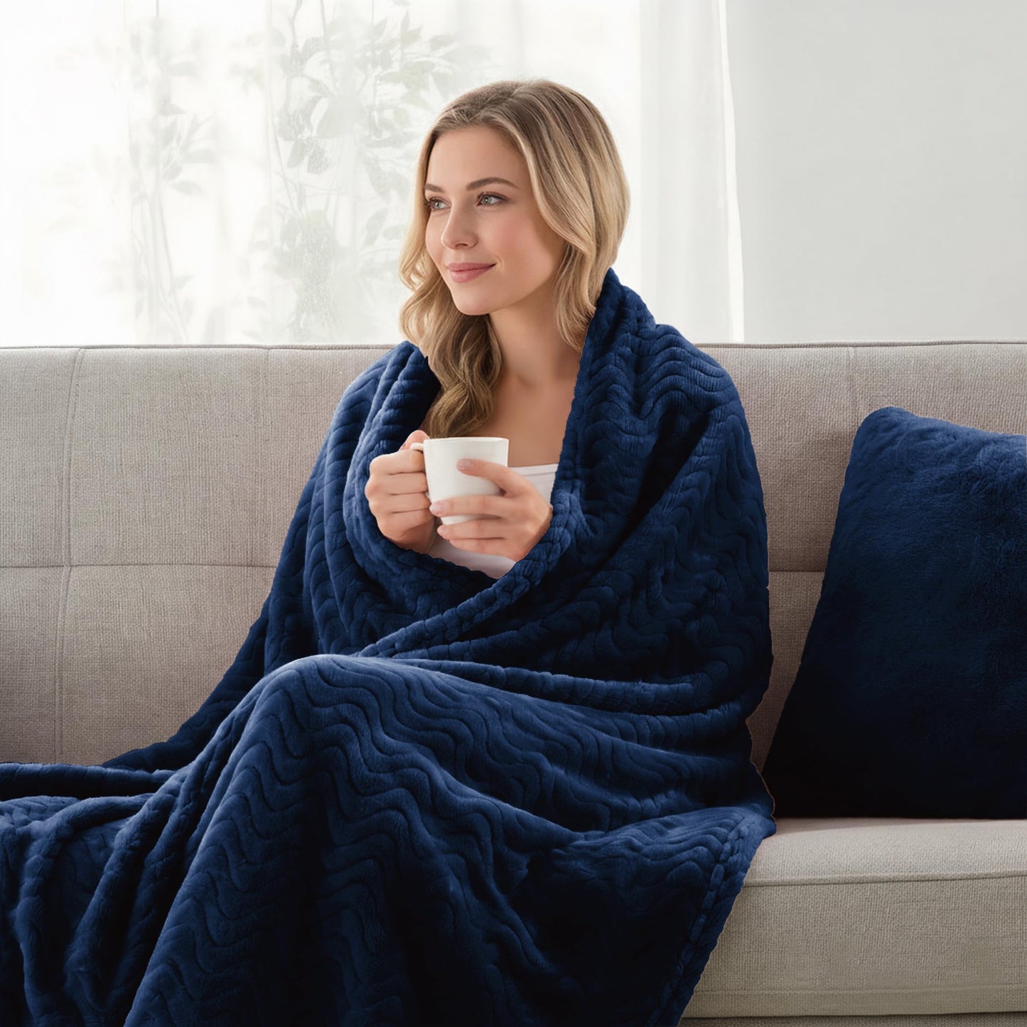 Exclusivo Mezcla Twin Size Jacquard Weave Wave Pattern Flannel Fleece Velvet Plush Bed Blanket as Bedspread/Coverlet/Bed Cover(90" x 66",Navy Blue) - Soft, Lightweight, Warm and Cozy