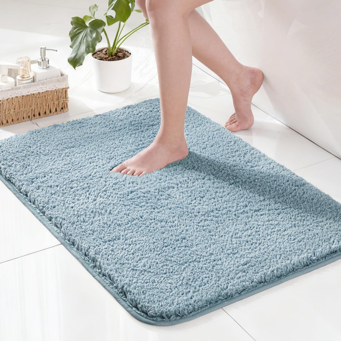 Exclusivo Mezcla Bathroom Rugs Mat 20x30, Extra Soft Non Slip Absorbent Water Microfiber Bath Rugs, Machine Washable Quick Dry Bath Mats for Bathroom Floor, Shower, Home Decor, Solid Blue