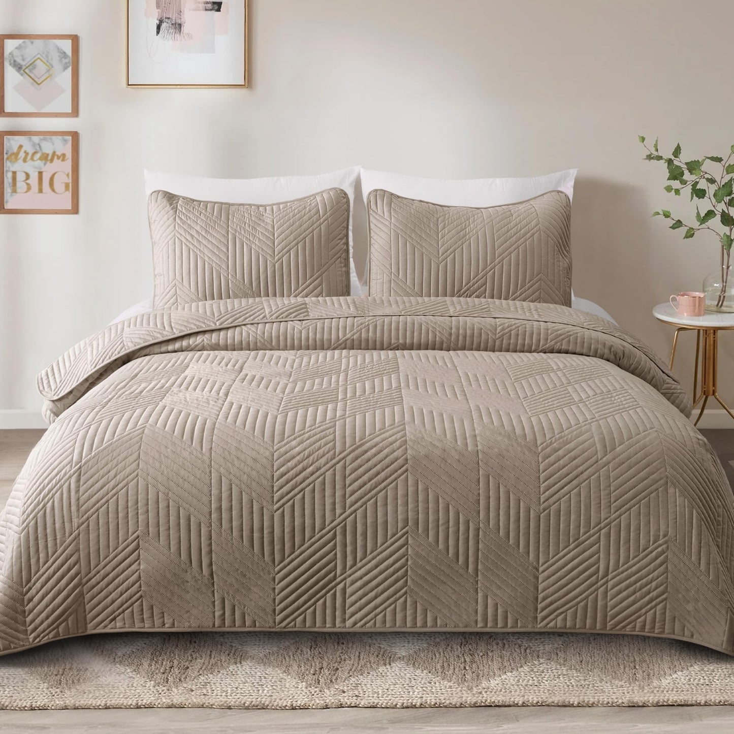Exclusivo Mezcla Ultrasonic Twin Quilt Bedding Set, Lightweight Taupe Bedspreads Soft Modern Geometric Coverlet Set for All Seasons (1 Quilt and 1 Pillow Sham)