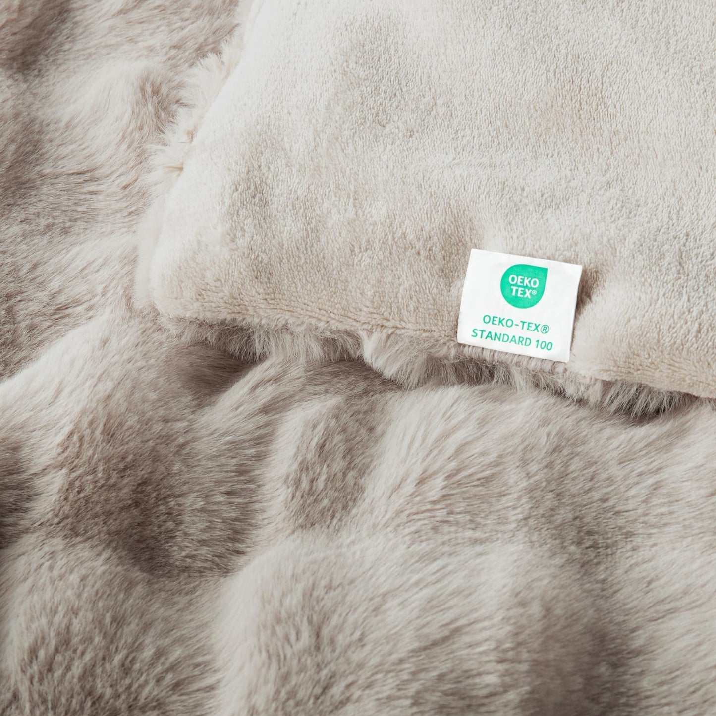 Exclusivo Mezcla Faux Fur Twin Size Blanket for Bed, Luxury Reversible 3D Rabbit Bubble Fuzzy Thick Sherpa Blankets for Winter, Plush Fleece Warm Cozy Bed Throw, 60x80 Inches, Beige