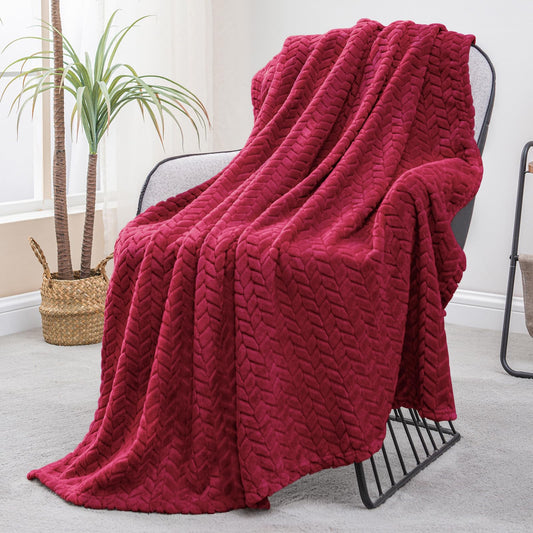 Exclusivo Mezcla Fleece Throw Blanket for Couch and Bed, 50x70 Inches Soft Cozy Jacquard Flannel Blankets, Lightweight Fuzzy Plush Warm Throws for Women, Deep Red