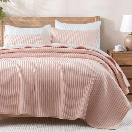 Exclusivo Mezcla King Size Quilt Bedding Set, Stripe Stitching Blush Pink Quilts King Size for All Seasons, Soft Lightweight Microfiber Bedspreads Coverlets Bed Cover, 104"x96"