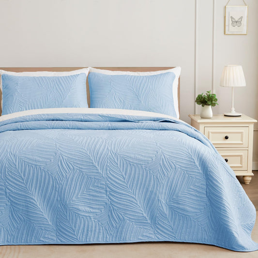 Exclusivo Mezcla California King Quilt Bedding Set, Lightweight Sky Blue Quilts Cal Oversized King Size for All Seasons, Soft Microfiber Bedspreads Coverlets with Leaf Pattern, 3 Piece