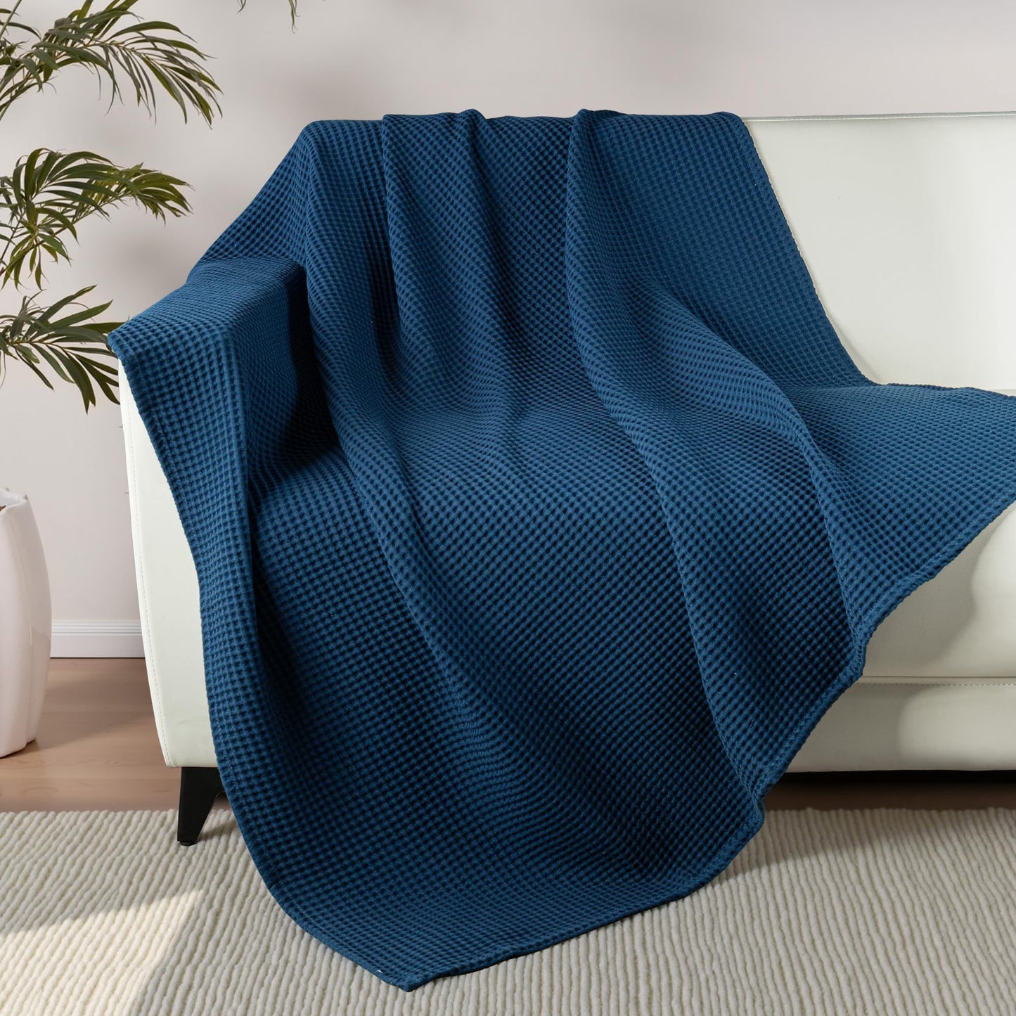 Exclusivo Mezcla 100% Cotton Waffle Weave Throw Blanket, Soft, Lightweight and Breathable Muslin Gauze Blanket for Couch, Sofa, All Season, 50"x70", Navy Blue