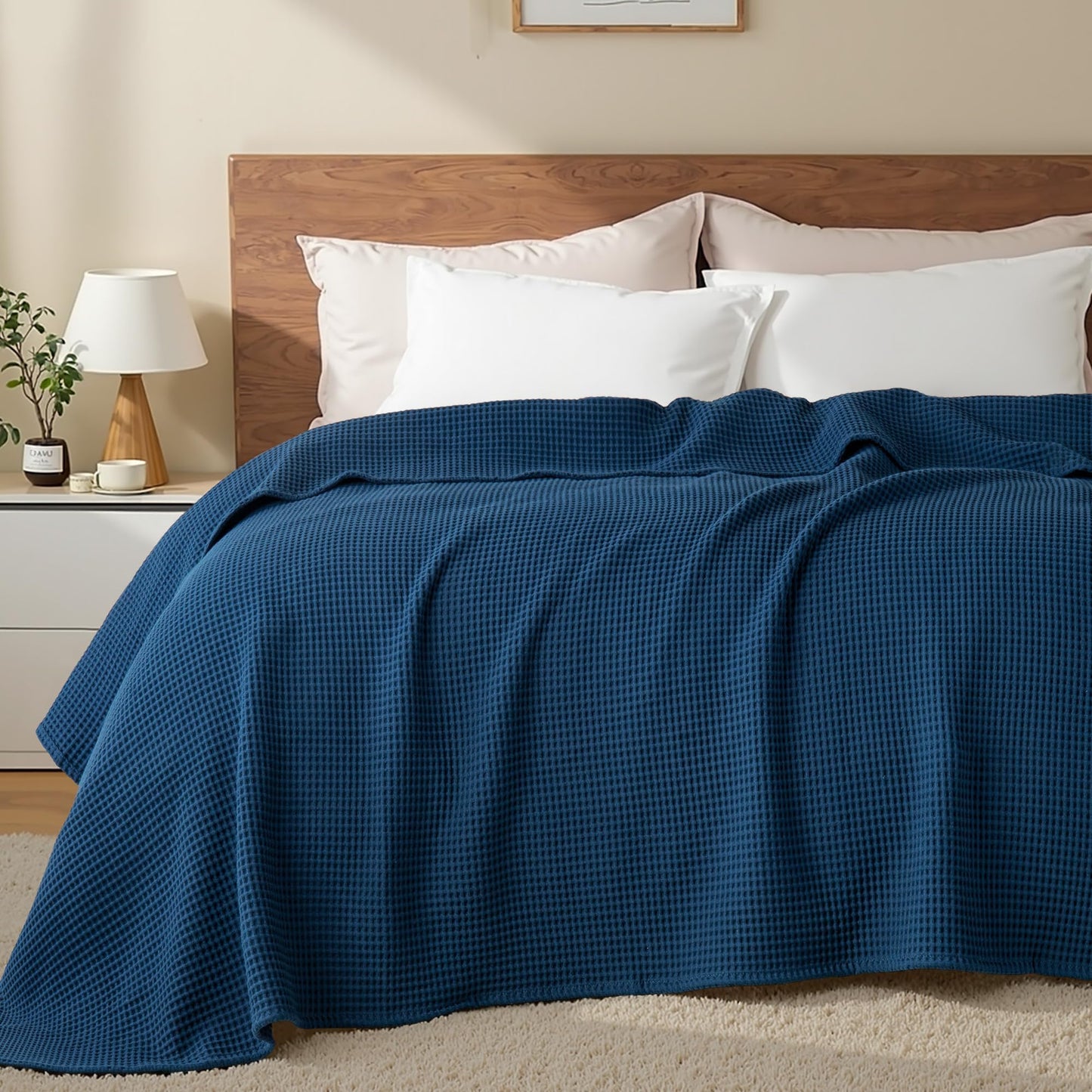 Exclusivo Mezcla 100% Cotton Waffle Weave Blanket King Size, Soft, Lightweight and Breathable Muslin Gauze Blanket for Bed, All Season, 90"x104", Navy Blue