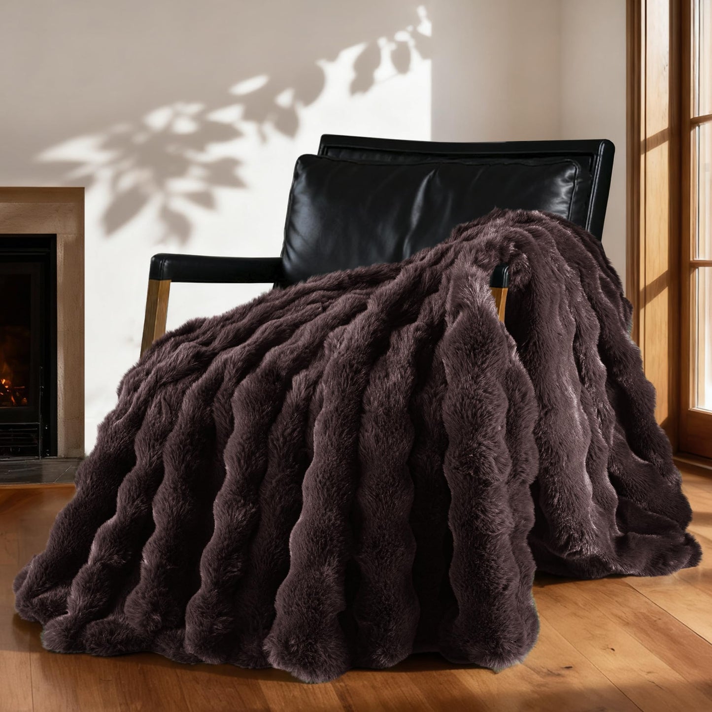 Exclusivo Mezcla Fuzzy Faux Fur Throw Blanket, Sherpa Fleece Blankets,Fluffy Plush Warm Throws for Couch, Bed, 50x60 Inches, Coffee