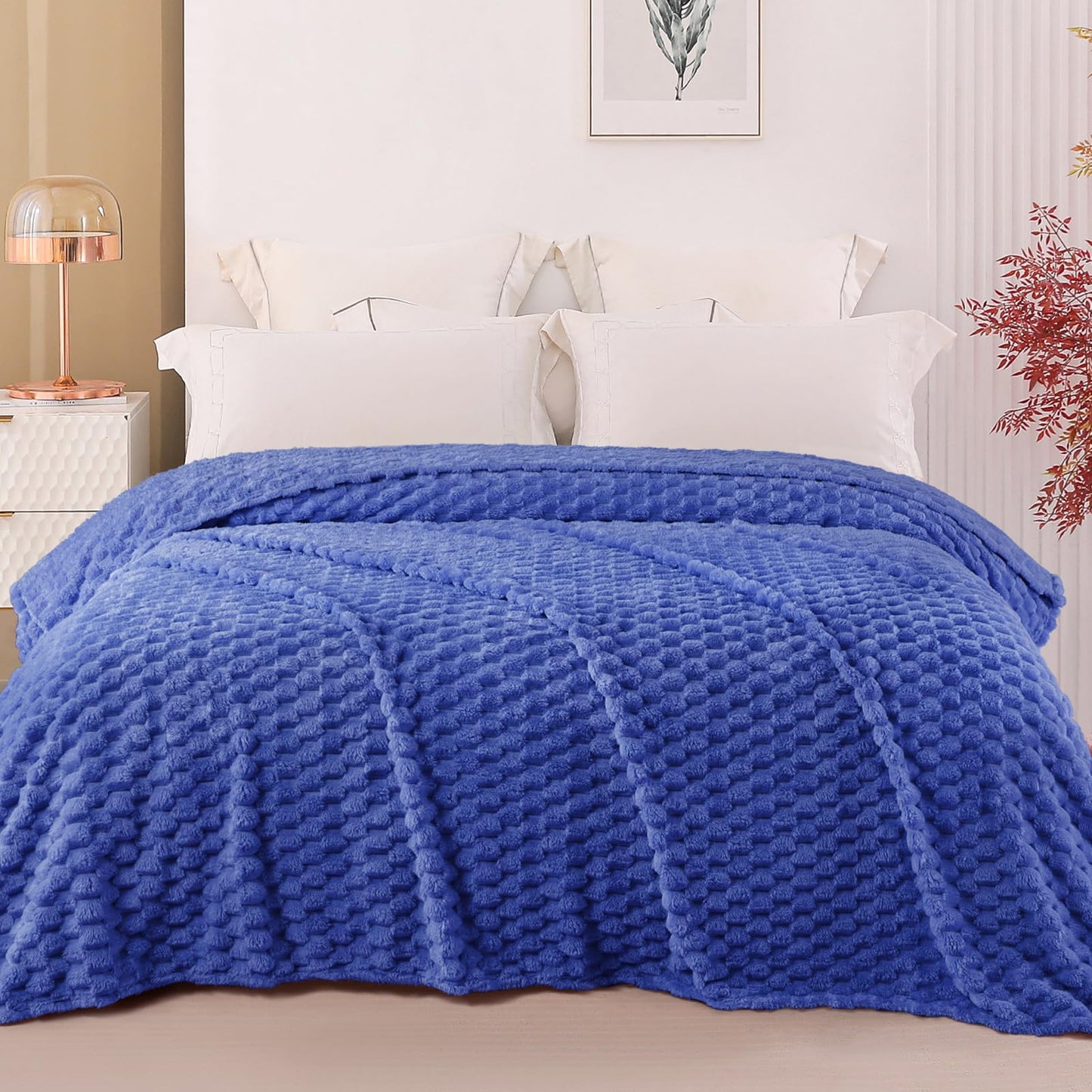Exclusivo Mezcla Fleece Twin Blanket for Bed, Extra Large Fuzzy Cobalt Blue Bed Blankets, Soft Cozy Plush Sofa Throws for All Seasons, 60x80 Inches