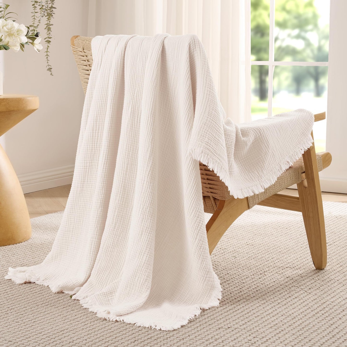 Exclusivo Mezcla 100% Cotton Muslin Blanket, Twin Size 4 Layers Breathable and Lightweight Gauze Blankets for Bed, Soft Bedspread with Fringes, 60"x80", White