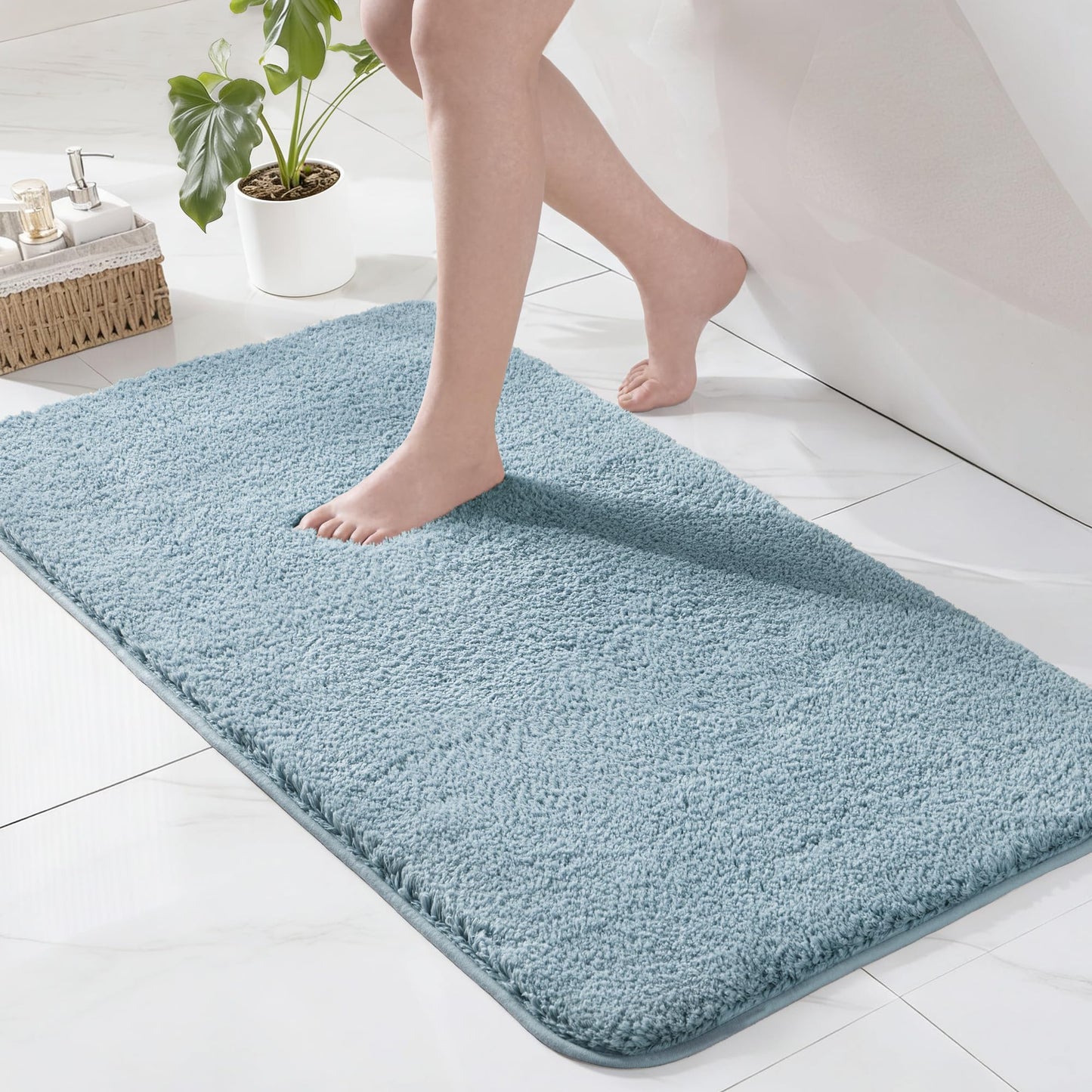 Exclusivo Mezcla Bathroom Rugs Mat 24x47, Extra Soft Non Slip Absorbent Water Microfiber Bath Rugs, Machine Washable Quick Dry Bath Mats for Bathroom Floor, Shower, Home Decor, Solid Blue