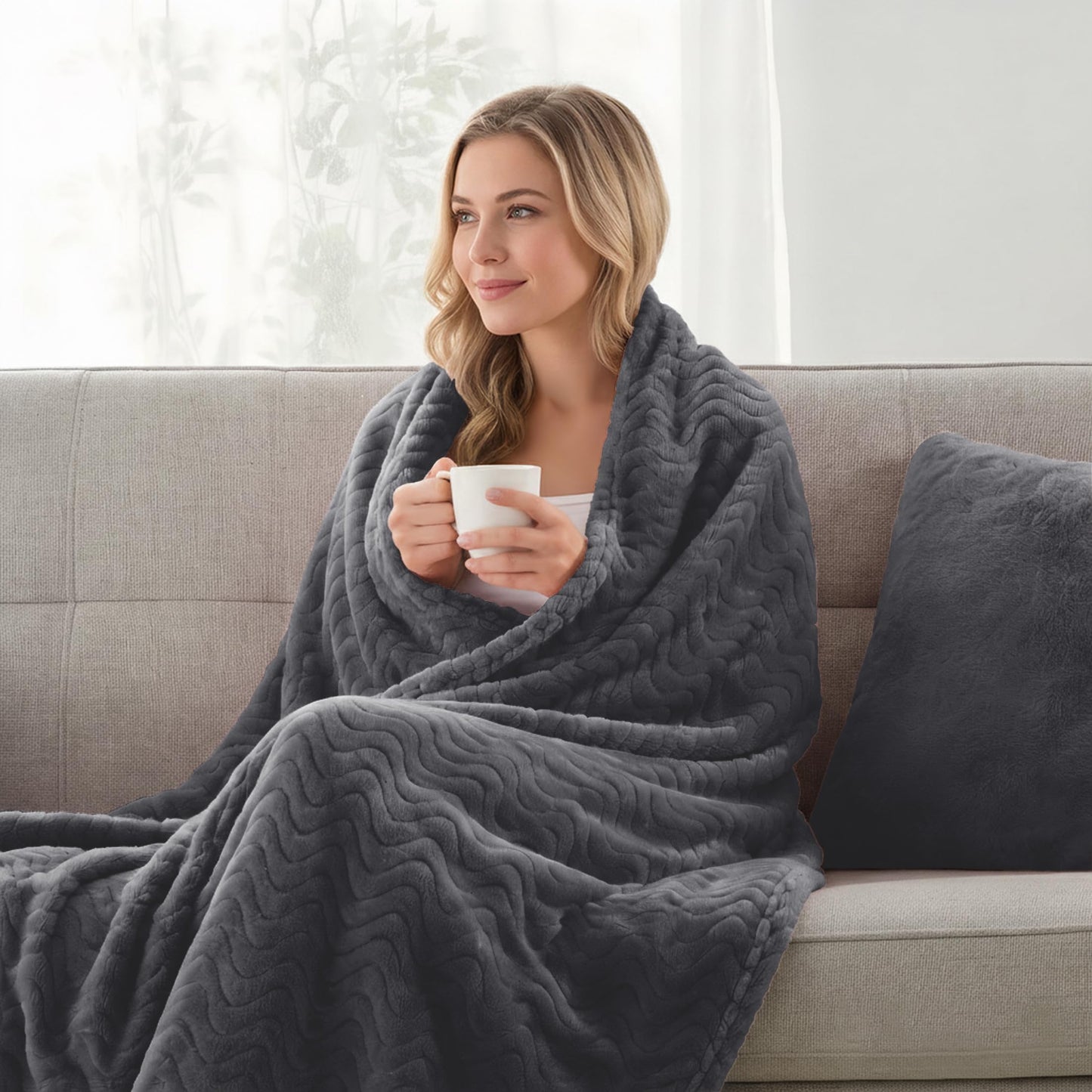 Exclusivo Mezcla Twin Size Jacquard Weave Wave Pattern Flannel Fleece Velvet Plush Bed Blanket as Bedspread/Coverlet/Bed Cover (90" x 66", Grey) - Soft, Lightweight, Warm and Cozy