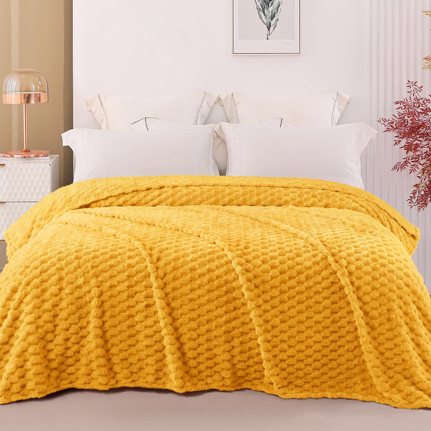 Exclusivo Mezcla Fleece Twin Blanket for Bed, Extra Large Fuzzy Mustard Yellow Bed Blankets, Soft Cozy Plush Sofa Throws for All Seasons, 60x80 Inches