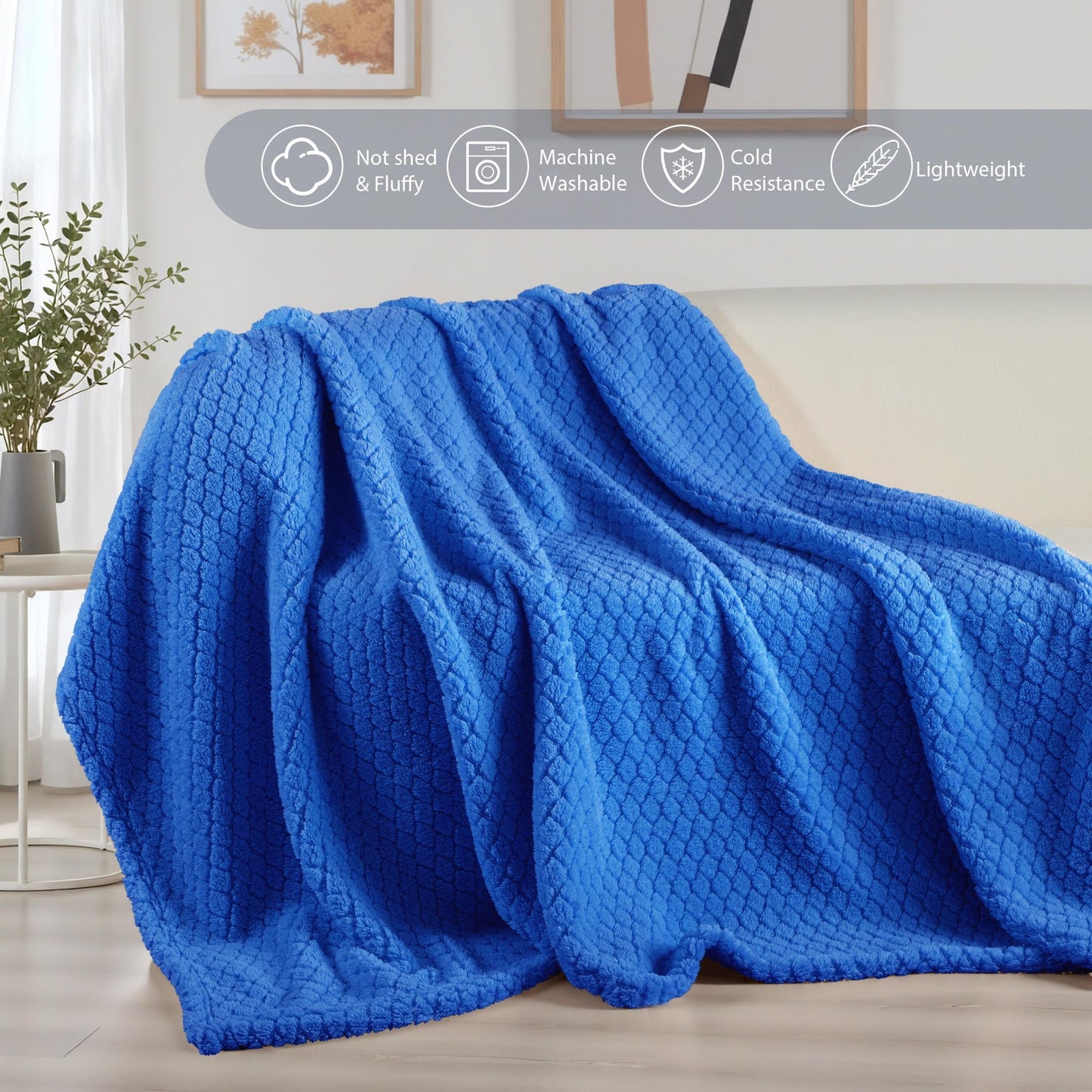 Exclusivo Mezcla Fleece Throw Blanket for Couch, Super Soft Jacquard Bed Blanket, Lightweight Fuzzy Warm for All Seasons, 50x60 Inches, Cobalt Blue