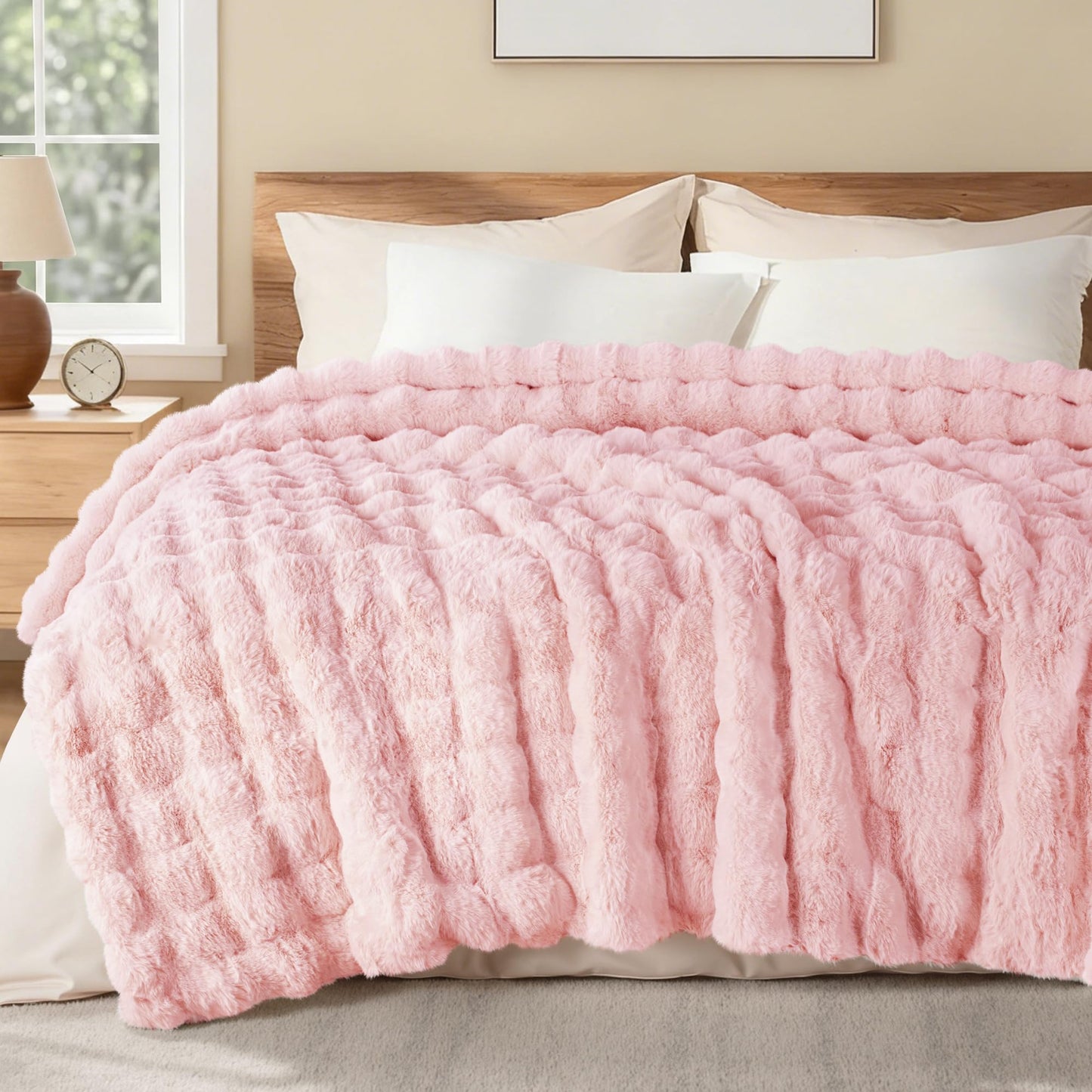 Exclusivo Mezcla Fuzzy Faux Fur Bed Blanket Twin Size, Sherpa Fleece Blankets,Fluffy Plush Warm Throws for Couch, Bed, 60X80 Inches, Pink