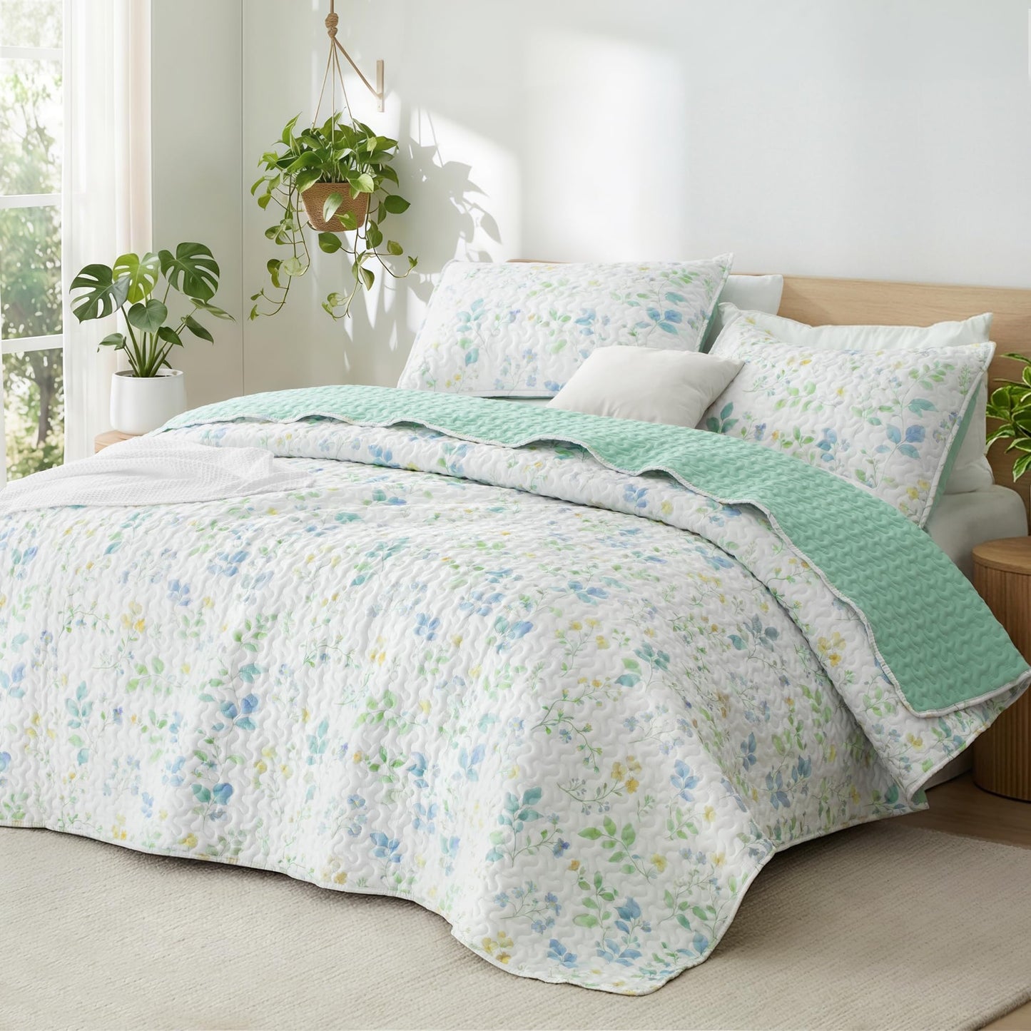 Exclusivo Mezcla Floral Quilts Queen Size, White Queen Quilt Bedding set with Cottagecore Garden Pattern, Reversible Lightweight Spring Bedspreads Coverlets Bed Cover for All Seasons (92"x96")