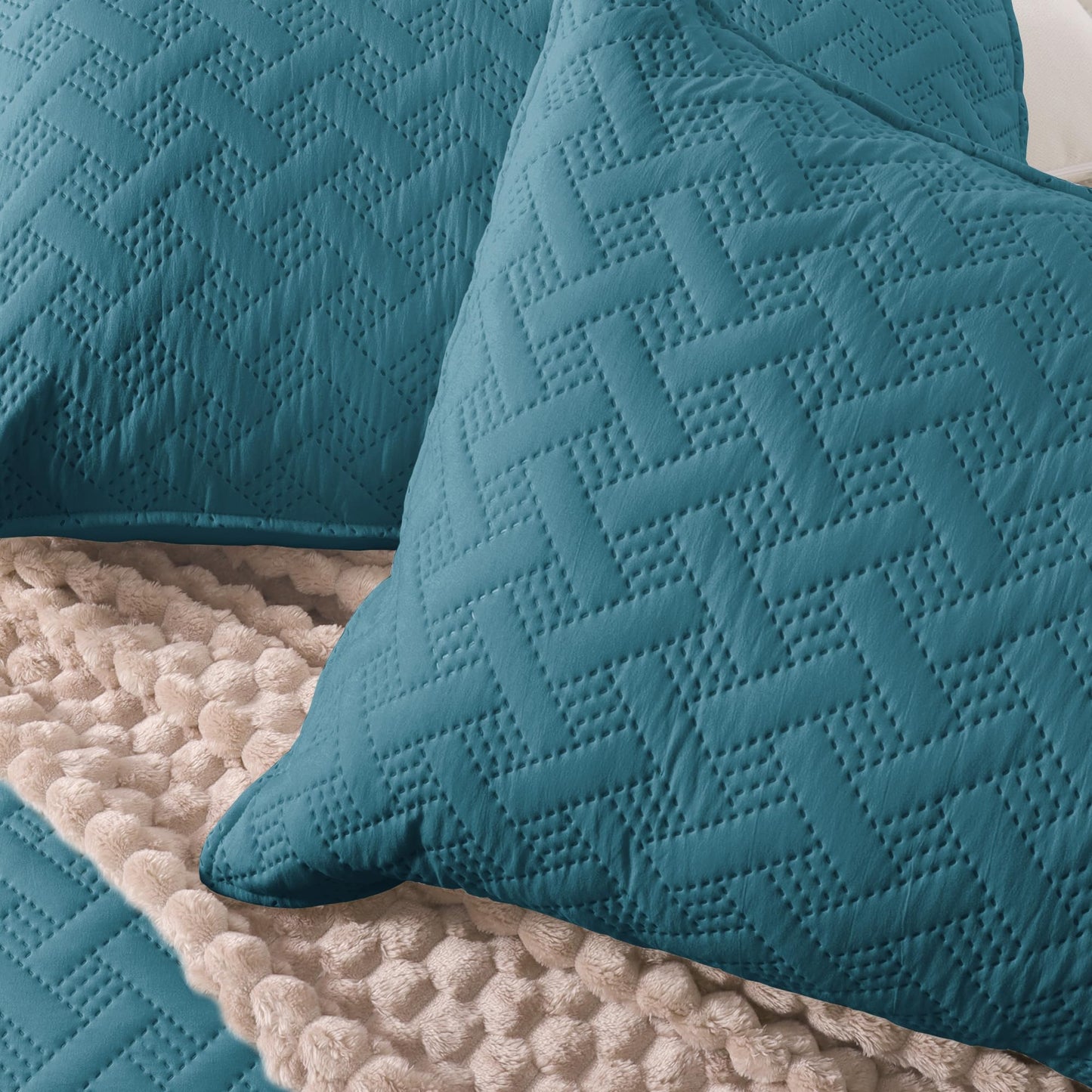 Exclusivo Mezcla Soft Quilt Set King Size, 3 Pieces Lightweight Quilts Teal Bedspreads Coverlets Bedding Set for All Seasons, Weave Pattern