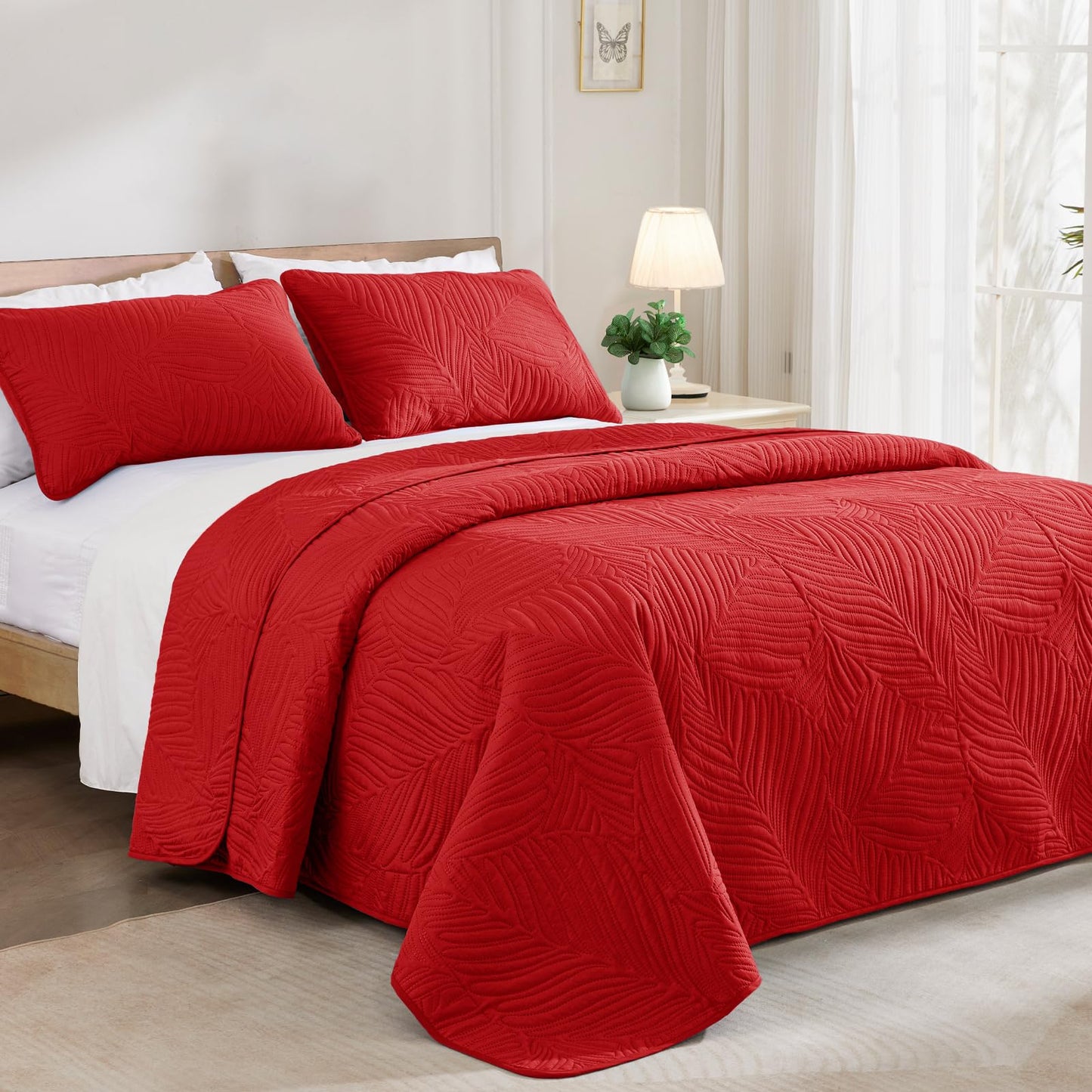 Exclusivo Mezcla Twin Quilt Bedding Set, Lightweight Red Quilts Twin Size for All Seasons, Soft Microfiber Bedspreads Coverlets Bed Cover with Leaf Pattern, 2 Piece