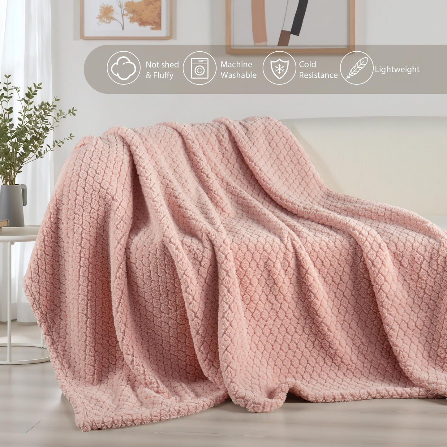 Exclusivo Mezcla Fleece Throw Blanket for Couch, Super Soft Jacquard Bed Blanket, Lightweight Fuzzy Warm for All Seasons, 50x60 Inches, Pink