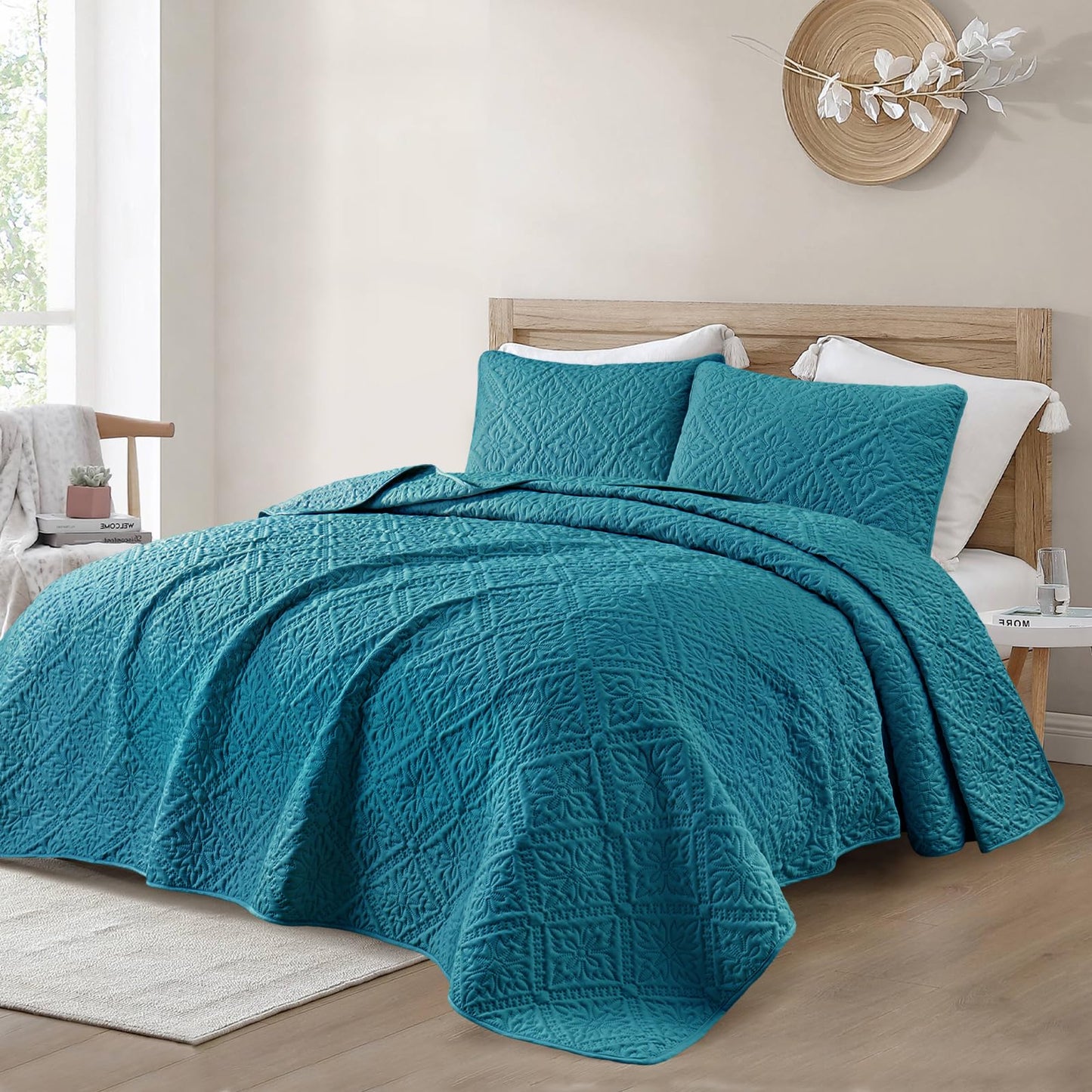 Exclusivo Mezcla California King Quilt Bedding Set, Lightweight Soft Bedspreads Coverlets with 2 Pillow Shams, Modern Teal Oversized Quilts King Size for All Seasons
