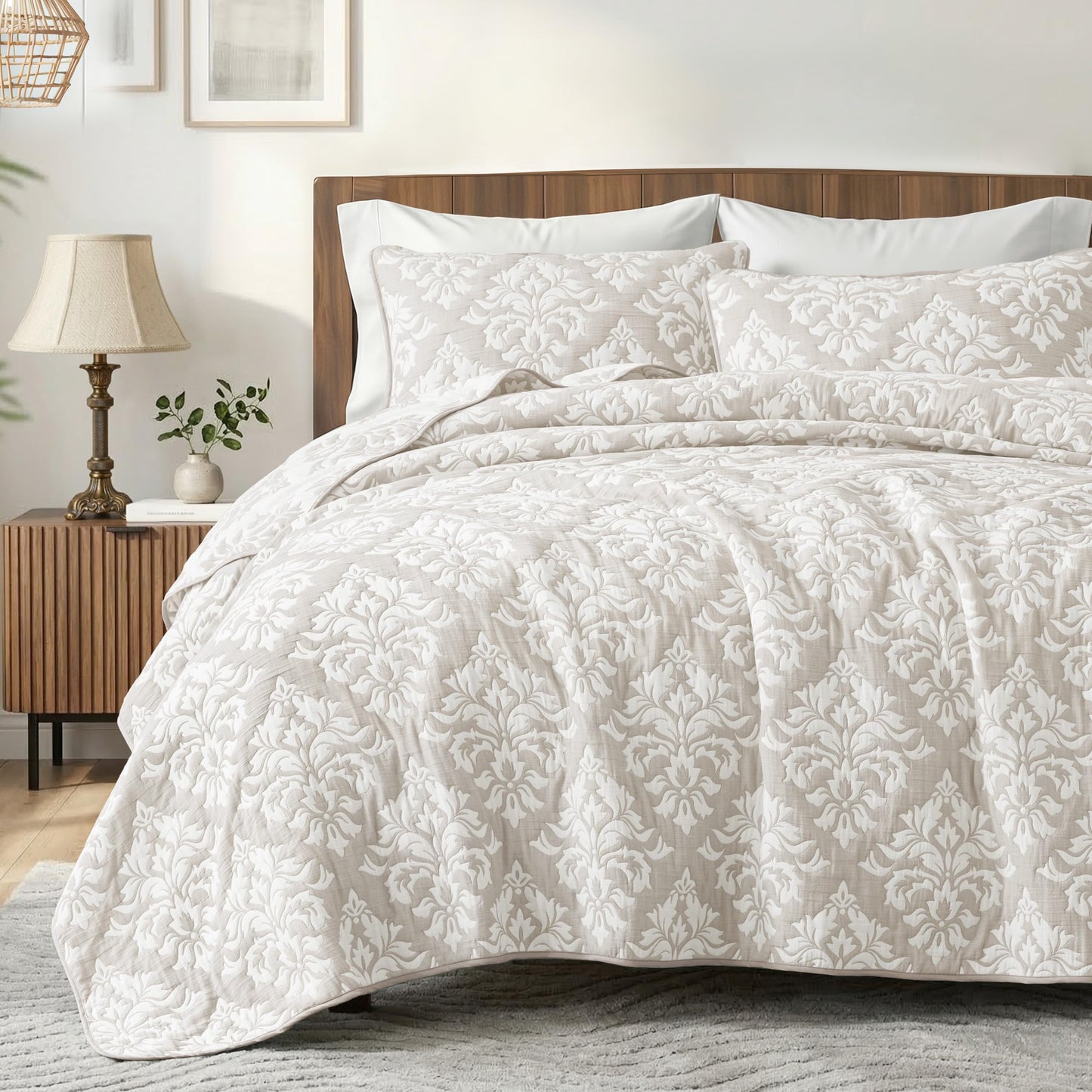 Exclusivo Mezcla Cotton Muslin Quilts Queen Size Beige, Soft Breathable Bedspread Lightweight Prewashed Bed Coverlet With 2 Pillow Shams, Boho Pattern Yarn Dyed Quilt Bedding Set for All Seasons