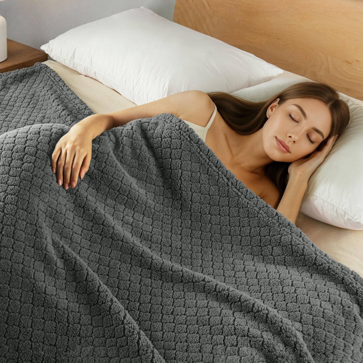 Exclusivo Mezcla King Size Flannel Fleece Blanket, Super Soft Jacquard Bed Blanket, Lightweight Fuzzy Warm for All Seasons, 90x104 Inches, Dark Grey