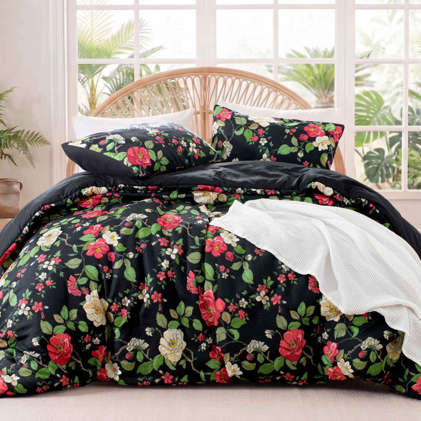 Exclusivo Mezcla Floral Twin Comforter Set, 2 Pieces Lightweight Reversible Soft Bedding Comforters for All Seasons, Black Botanical Flowers Pattern