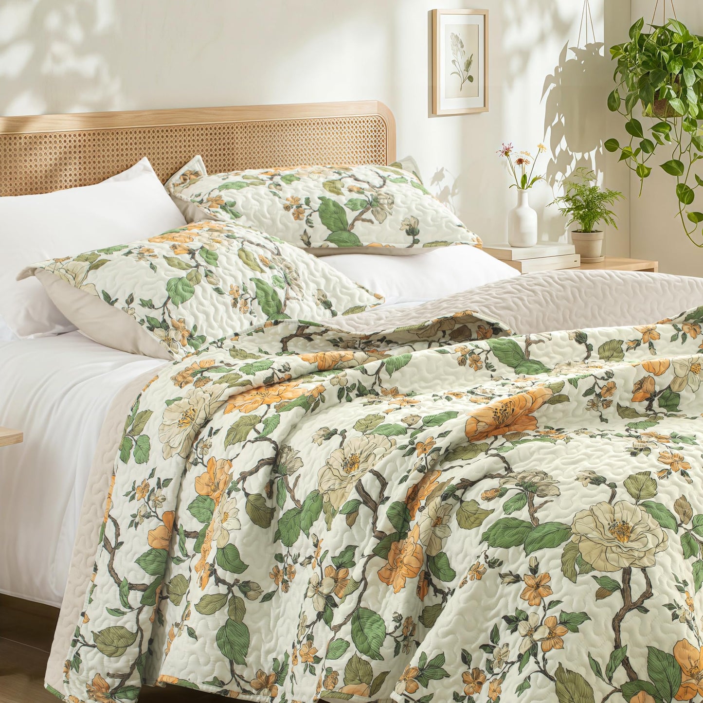 Exclusivo Mezcla Floral Twin size Quilt set, Yellow Twin Quilt Bedding set with Cottagecore Garden Pattern , Reversible Lightweight Spring Bedspreads Coverlets Bed Cover for All Seasons (68"x88")