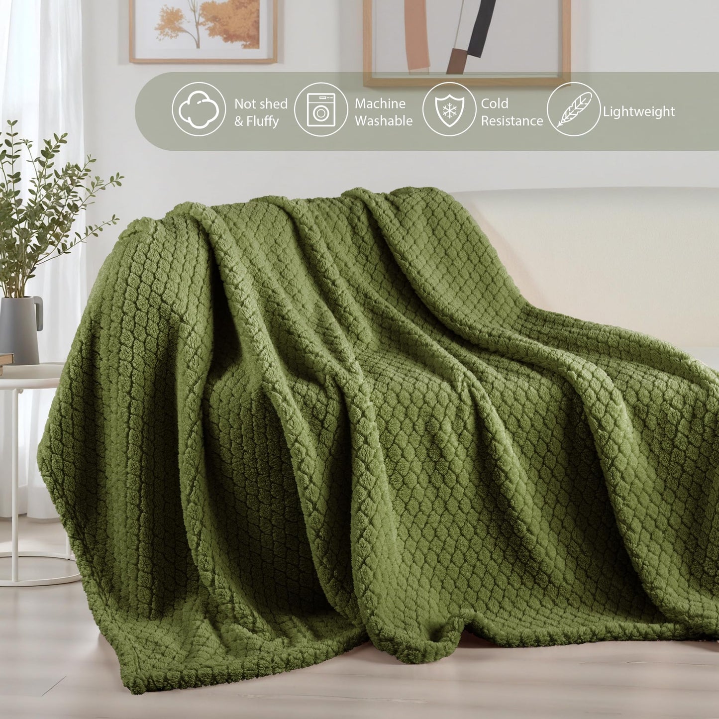 Exclusivo Mezcla Fleece Throw Blanket for Couch, Super Soft Jacquard Bed Blanket, Lightweight Fuzzy Warm for All Seasons, 50x60 Inches, Olive Green
