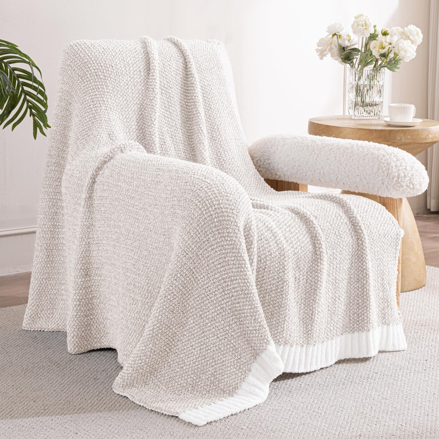Exclusivo Mezcla Checkered Knit Throw Blanket, Ultra Soft and Warm Reversible Woven Blankets, Cozy Snuggly Throw for Couch Bed and Home Decor, Heather Camel, 50"x60"