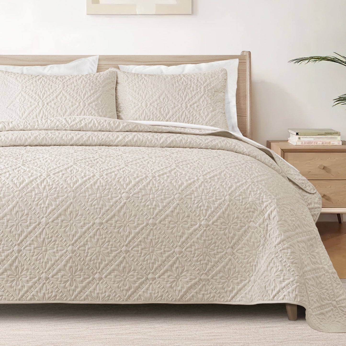 Exclusivo Mezcla California King Quilt Bedding Set, Lightweight Soft Bedspreads Coverlets with 2 Pillow Shams, Modern Brich Beige Oversized Quilts King Size for All Seasons