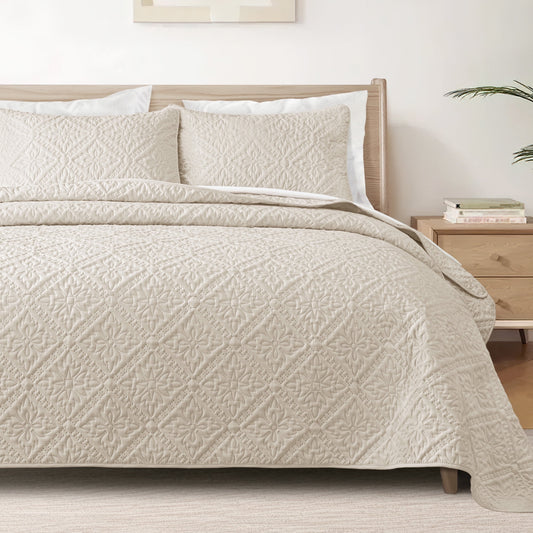 Exclusivo Mezcla California King Quilt Bedding Set, Lightweight Soft Bedspreads Coverlets with 2 Pillow Shams, Modern Brich Beige Oversized Quilts King Size for All Seasons