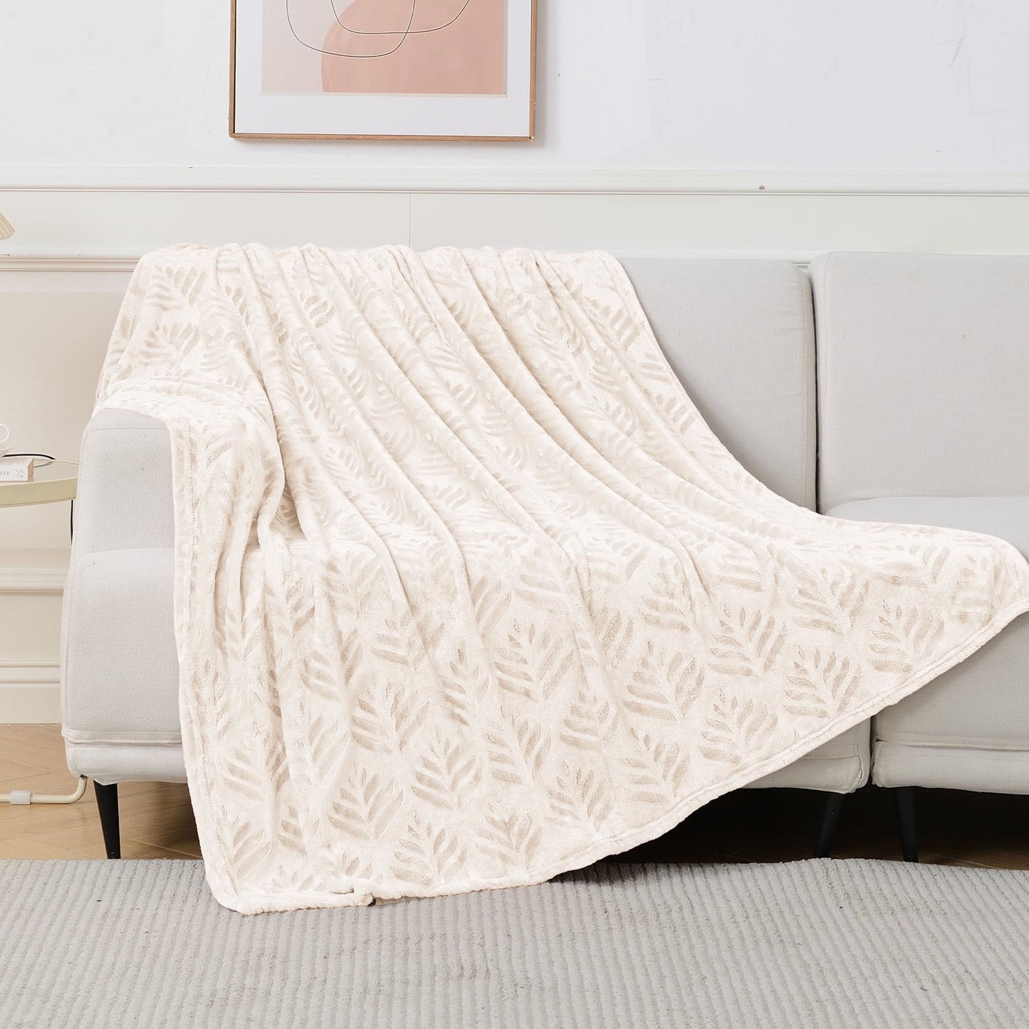 Exclusivo Mezcla Fleece Throw Blanket for Couch, Leaves Pattern Super Soft and Cozy Blankets, Plush Fuzzy Lightweight, Ivory, 50"x60"