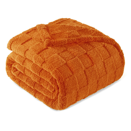Exclusivo Mezcla King Size Flannel Fleece Blanket, Super Soft Warm Lightweight Checkered Pattern Blanket for All Seasons, Burnt Orange, 90"x104"