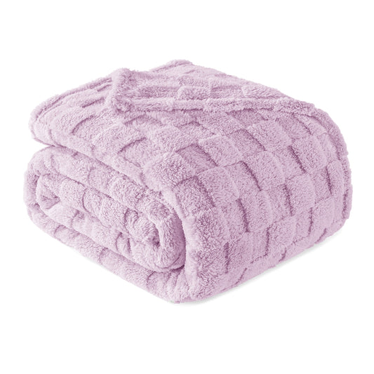 Exclusivo Mezcla King Size Flannel Fleece Blanket, Super Soft Warm Lightweight Checkered Pattern Blanket for All Seasons, Light Purple, 90"x104"