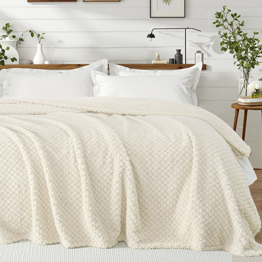 Exclusivo Mezcla Queen Size Flannel Fleece Blanket, Super Soft Jacquard Bed Blanket, Lightweight Fuzzy Warm for All Seasons, 90x90 Inches, Ivory