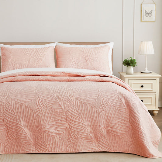 Exclusivo Mezcla King Quilt Set Blush Pink, Lightweight Bedspread Leaf Pattern Bed Cover Soft Coverlet Bedding Set(1 Quilt, 2 Pillow Shams)