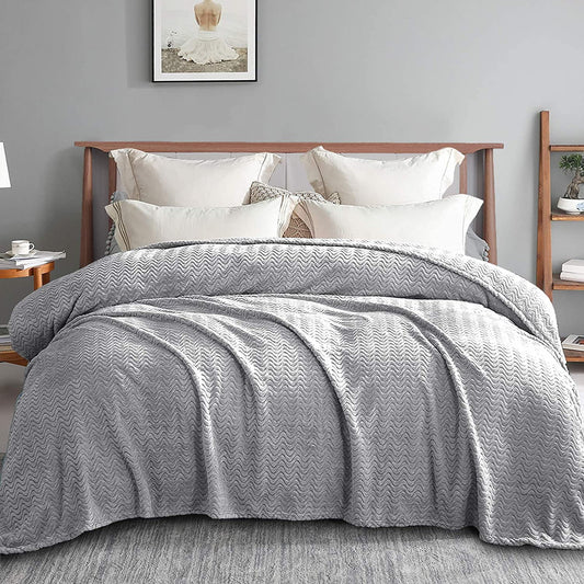 Exclusivo Mezcla King Size Jacquard Weave Wave Pattern Flannel Fleece Velvet Plush Bed Blanket as Bedspread/Coverlet/Bed Cover (90" x 104", Light Grey) - Soft, Lightweight, Warm and Cozy