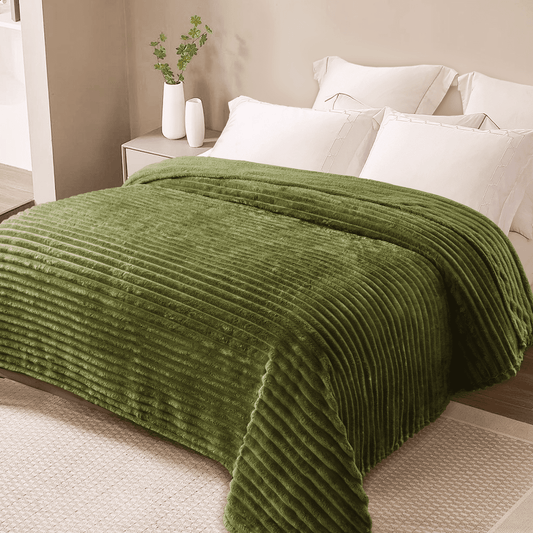 Exclusivo Mezcla King Size Flannel Fleece Blanket, Super Soft 3D Striped Jacquard Bed Blanket, Lightweight Fuzzy Cozy Blankets for All Seasons, 90x104 Inches, Olive Green Blanket