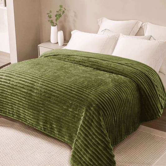 Exclusivo Mezcla Twin Size Flannel Fleece Blanket, Super Soft 3D Striped Jacquard Bed Blanket, Lightweight Fuzzy Cozy Blankets for All Seasons, 60x80 Inches, Olive Green Blanket