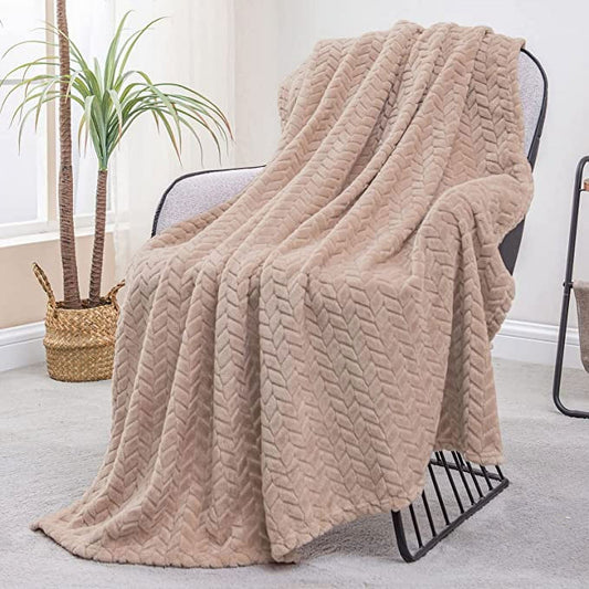 Exclusivo Mezcla Extra Large Flannel Fleece Throw Blanket, 50x70 Inches Leaves Pattern Soft Throw Blanket for Couch, Cozy, Warm, and Lightweight Blanket for Winter, Camel Blanket