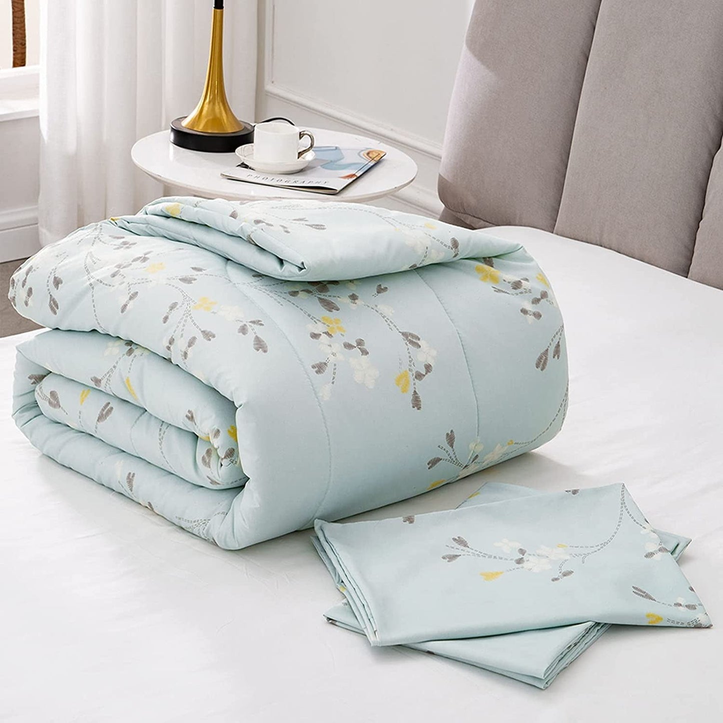 Exclusivo Mezcla 2-Piece Floral Twin Comforter Set, Microfiber Bedding Down Alternative Comforter for All Seasons with 1 Pillow Sham, Baby Blue