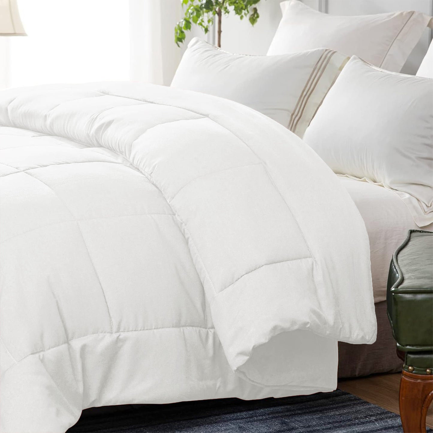 Exclusivo Mezcla King Comforter Set White, 3-Piece Solid Comforter Duvet Insert with Corner Tabs, Lightweight Bedding Down Alternative Comforter for All Seasons