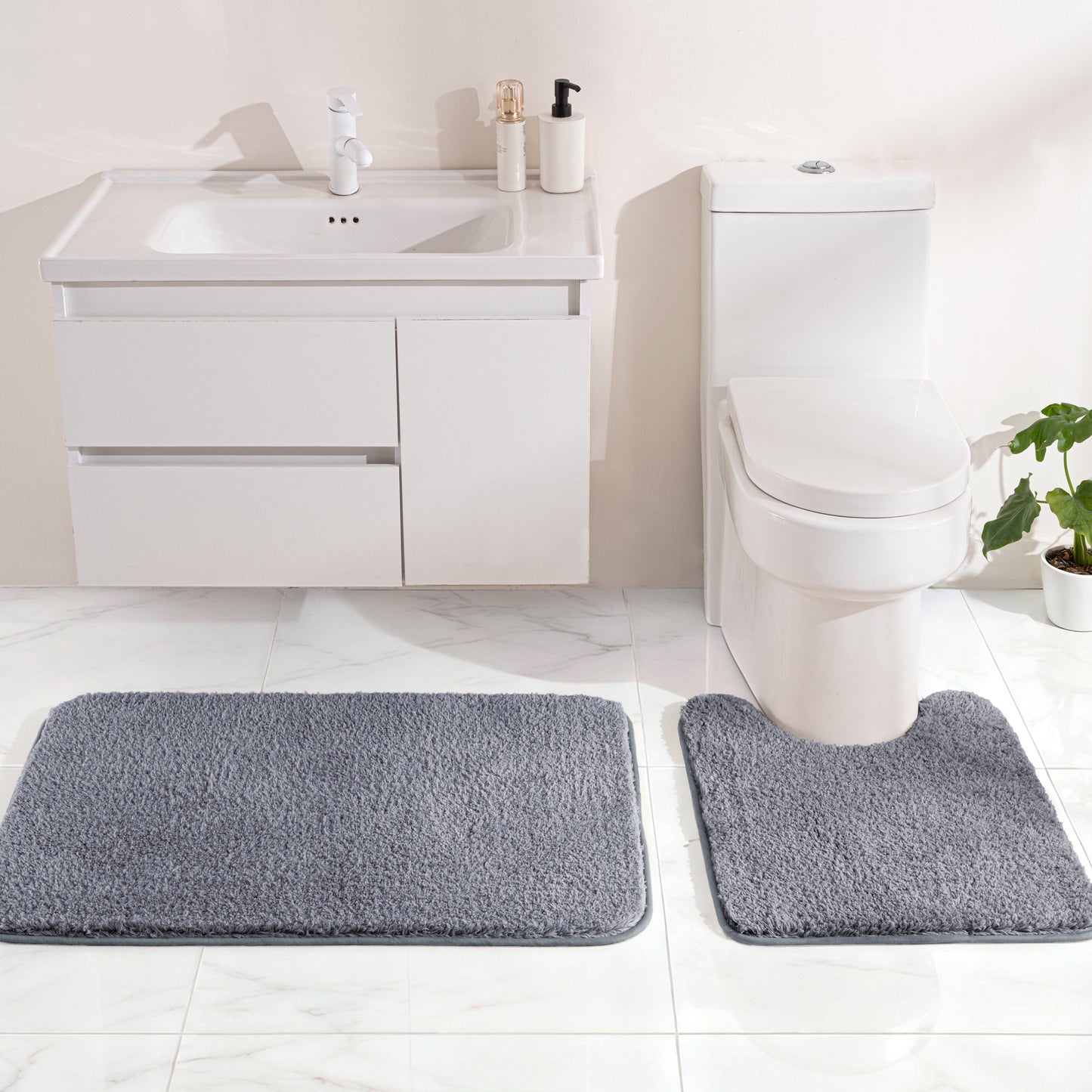 Exclusivo Mezcla Toilet Rugs U-Shaped 20x24, Extra Soft Non Slip Absorbent Water Microfiber Bath Rugs, Machine Washable Quick Dry Bath Mats for Toilet, Solid Grey