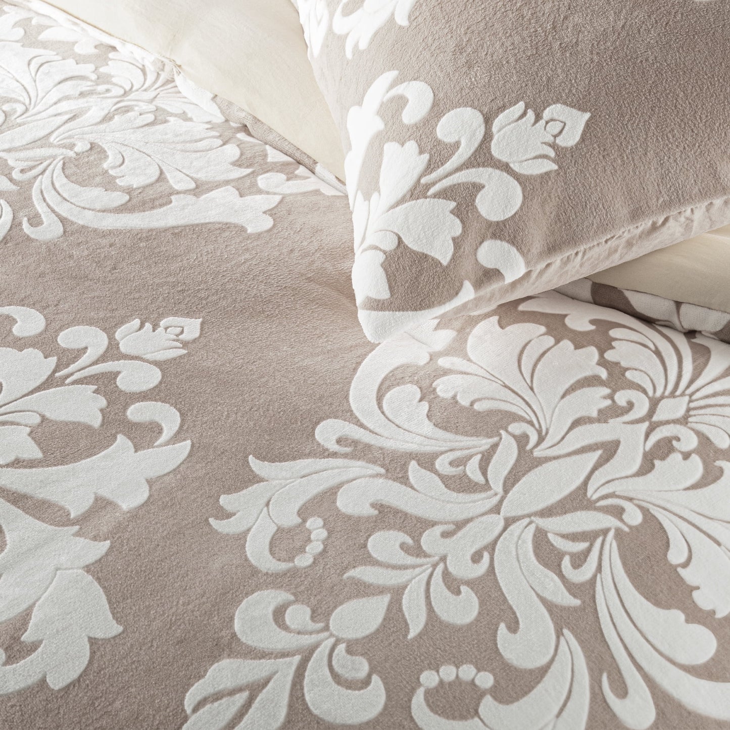 Exclusivo Mezcla Luxury Fuzzy King Size Comforter Set, 3 Pieces Boho Soft Warm Camel Comforters, Reversible Flannel Fluffy Bedding Comforter Sets for All Seasons