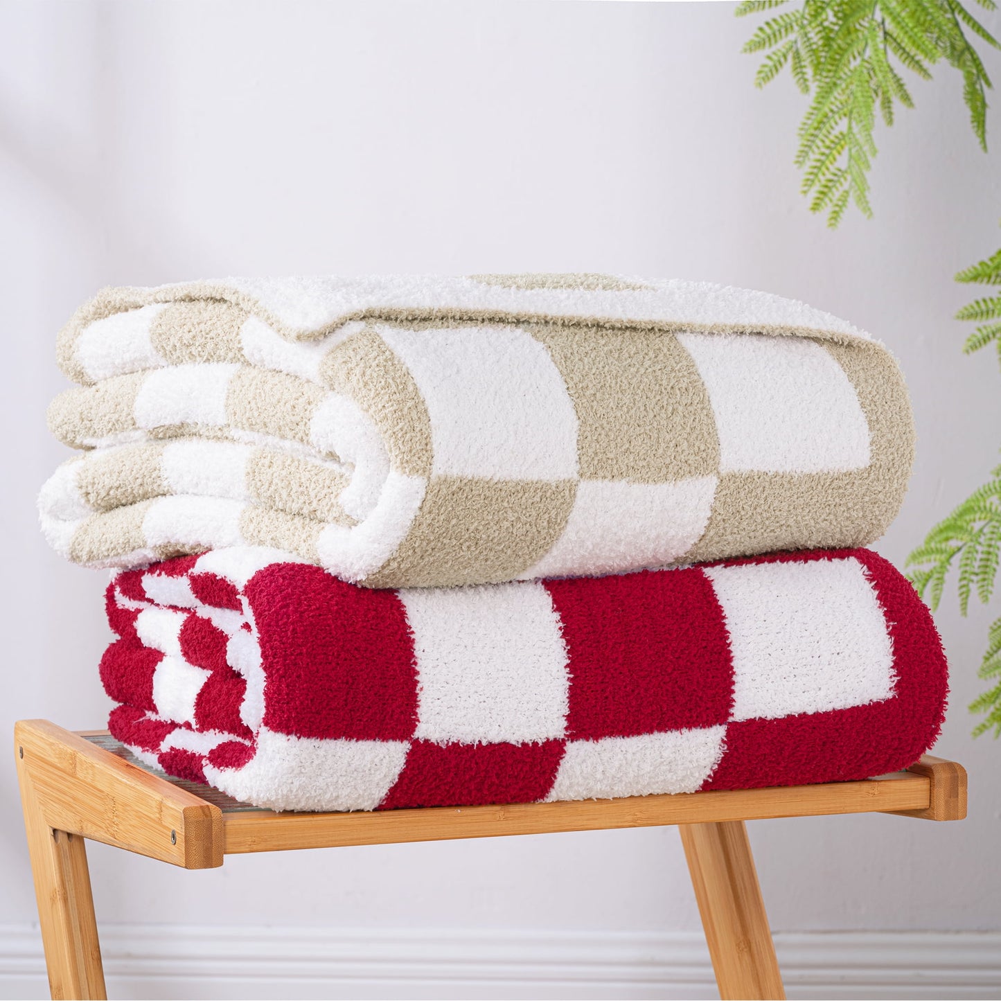 Exclusivo Mezcla Checkered Knit Throw Blanket, Ultra Soft Cozy Fluffy Checkerboard Blankets, Lightweight Fuzzy Plush Throw for Couch and Bed, Khaki, 50"x60"